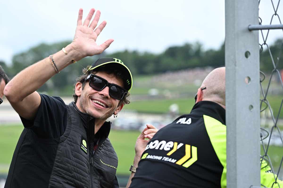 L'ex campione di MotoGp a ruota libera, cosa ha detto di Valentino Rossi